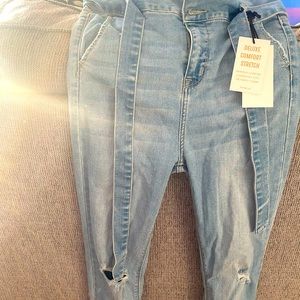 Skinny high waisted with rope jeans